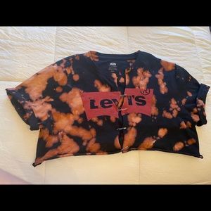 SO CUTE UPCYCLED LEVIS CROP TOP